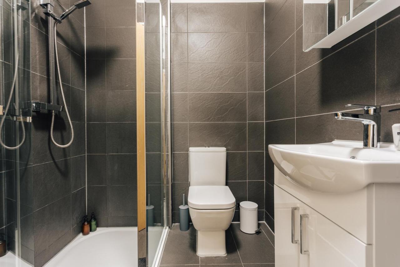 Top Quality Beach Front Apartment Sleep Up To 7 Guests Bournemouth Luaran gambar